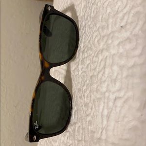 Ray-Ban New Wayfarer Tortoise Shell Sunglasses